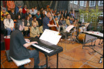 Faszination Musik - Hexenmeister R. Lukjanik m. Ensemle am Xylophon